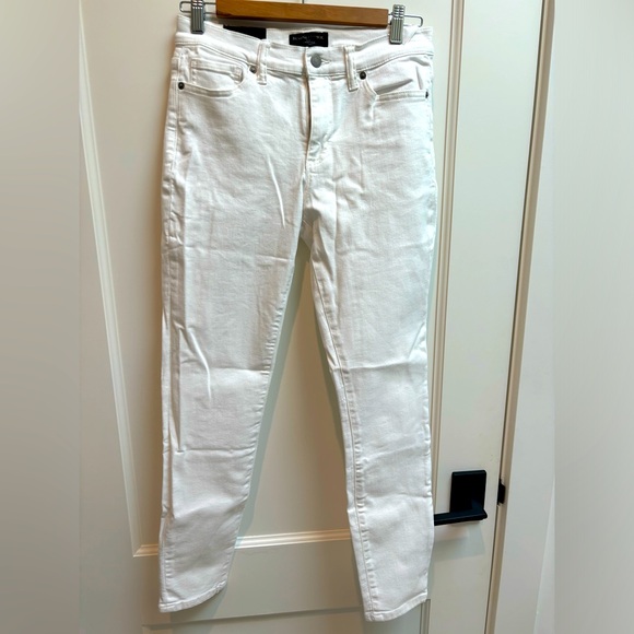 Banana Republic NWT midrise vintage stretch white jeans - Picture 1 of 4